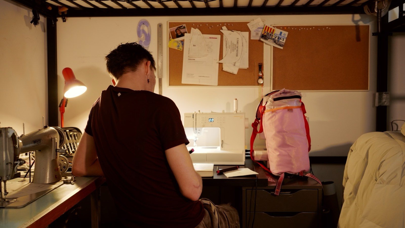 Decathlon — still 4