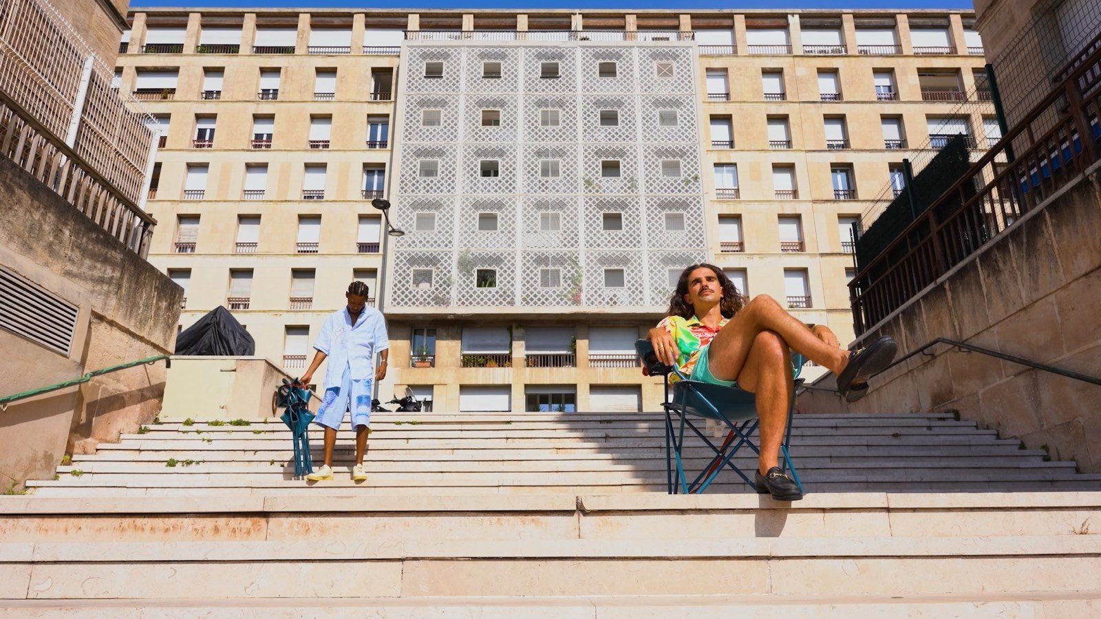 Samsam × Swanee — still 1